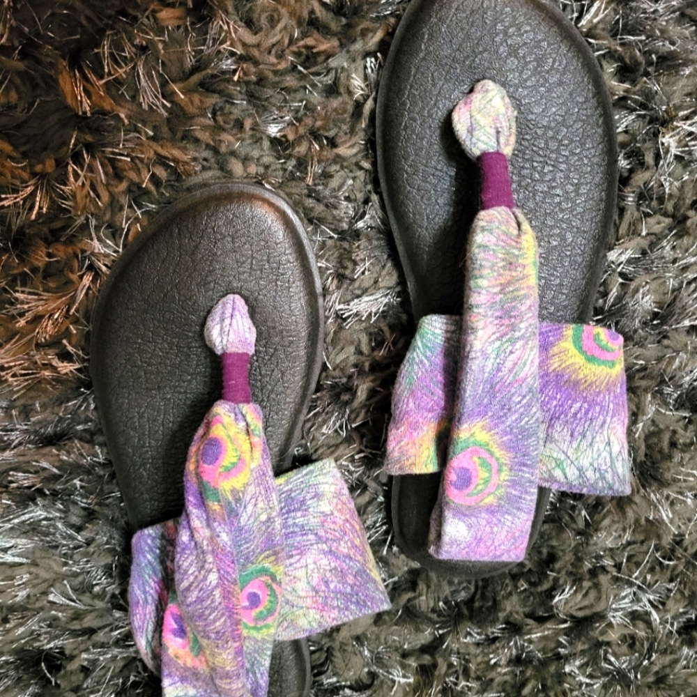 Purple Peacock Sanuk Sandals